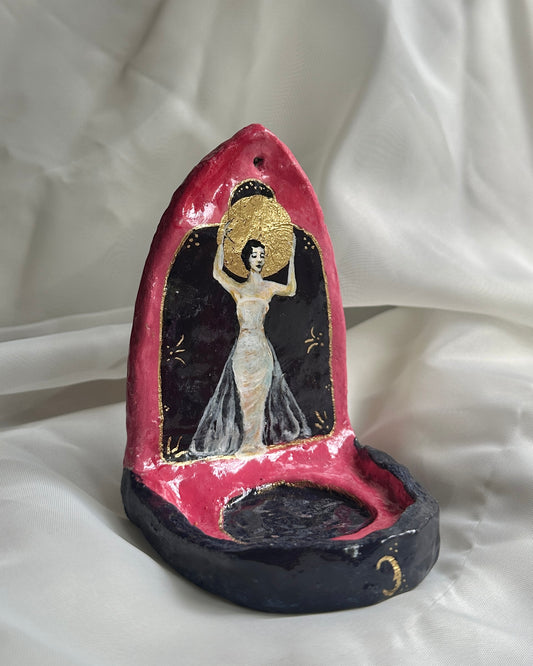 Gatsby Girl Candle Altar